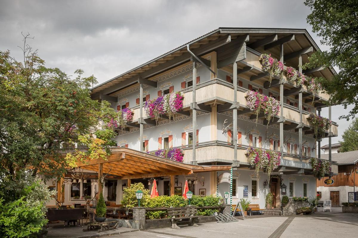 Hotel Erzherzog Johann Uderns Exterior foto